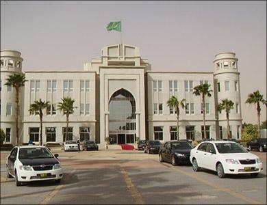 الوزاري:  يجتمع في القصر الرمادي في جلسته الاسبوعية المعتادة