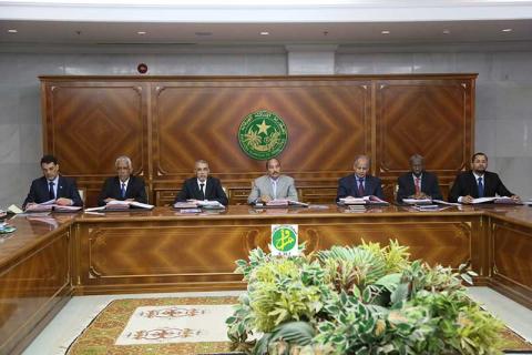ما السر وراء تأخر إعلان استقالة الحكومة الموريتانية؟