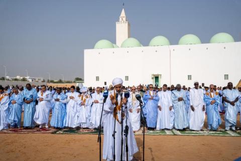الرئيس غزواني يؤدي صلاة العيد بالجامع العتيق