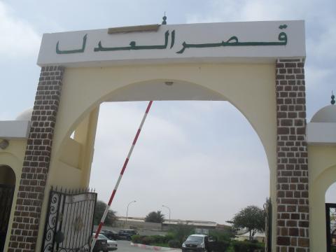 مصادر: الإفراج عن ولد أمصبوع و ولد إبراهيم فال بعد استكمال محكوميتهما
