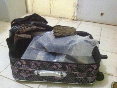العثور على شحنة مخدرات بداخل إحدى شركات النقل الخصوصي بمدينة كيفة
