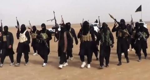 داعش" يلغي صلاة الجمعة ويوزع "بطاقات الجنة" في محافظة نينوي العراقية