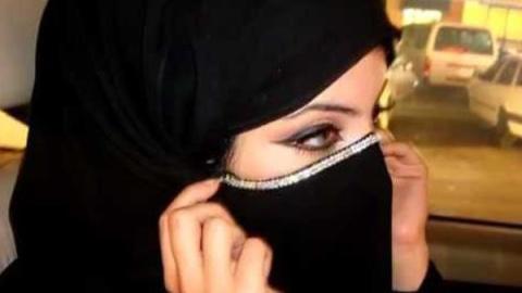 هل منع المغرب البرقع؟