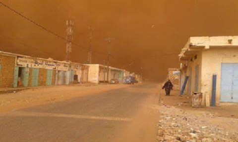 عاصفة رملية تغطي أجواء مدينة نواكشوط