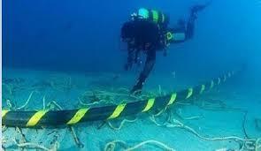  فريق فني يبدأ العمل على إصلاح الكابل البحري في موريتانيا