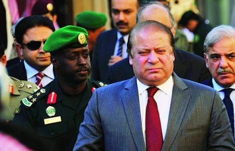 باكستان: «وثائق» تطيح بنواز شريف من رئاسة(تفاصيل)
