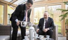 انتقاد لتقديم وزير خارجية ألمانيا الشاي لنظيره التركي (تفاصيل)