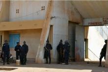 جماعة “أياد غالي” تتبنى الهجوم الذي ضرب مبنى السفارة الفرنسية في العاصمة البركنابية